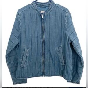 GAP Light Blue Denim Dolman Dupe Quilted Jacket